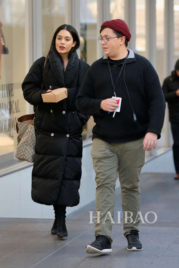 2017121շɯ˹ (Vanessa Hudgens) ŦԼϷ϶