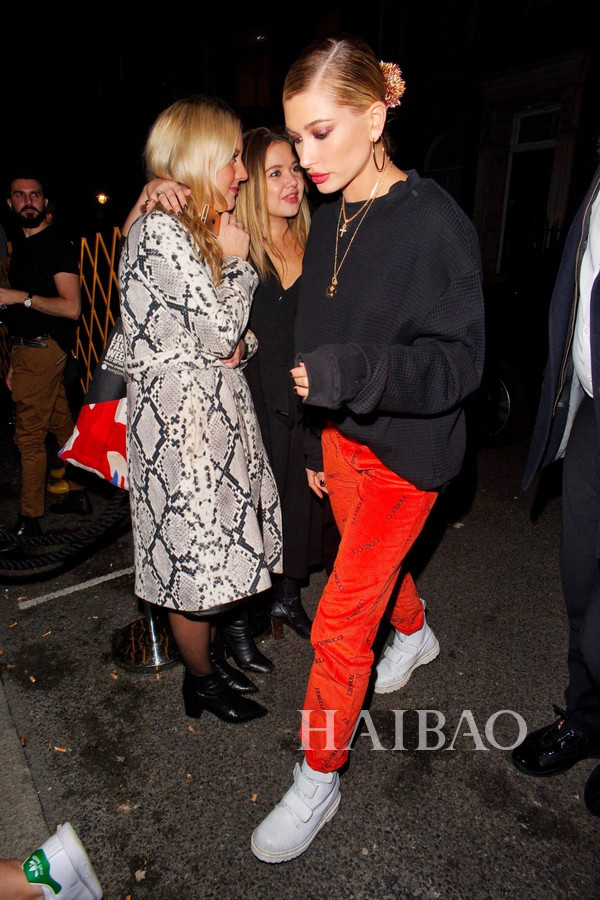 2017124գ򡤱 (Hailey Baldwin) ׶